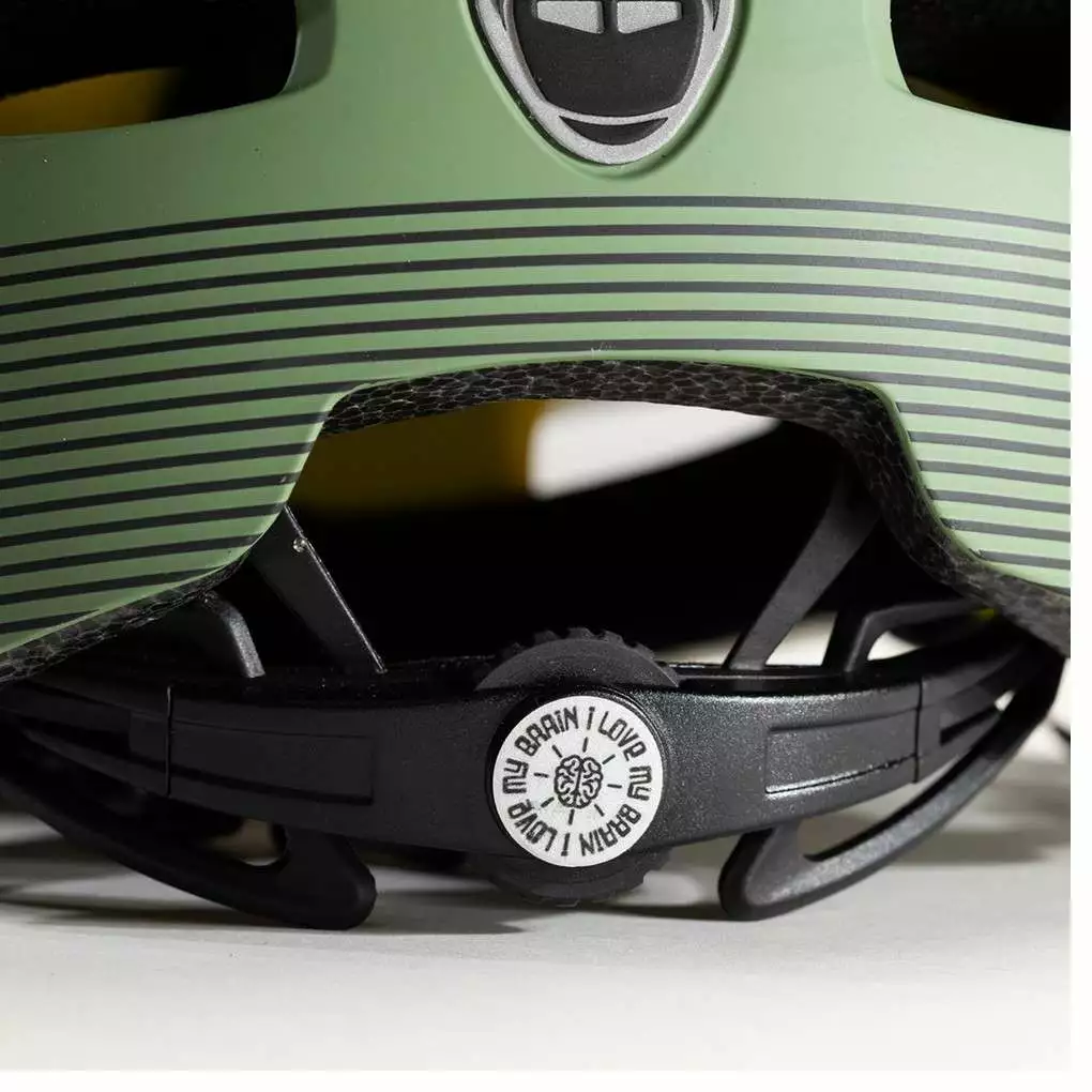 CASCO NUTCASE STREET DIRTY MARTINI MIPS - Imagen 2