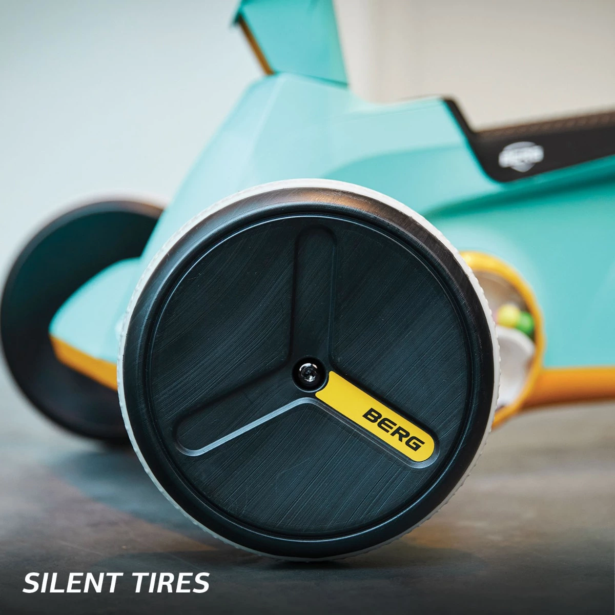 BERG GO TWIRL TURQUOISE (10 A 30 MESES) - Imagen 6